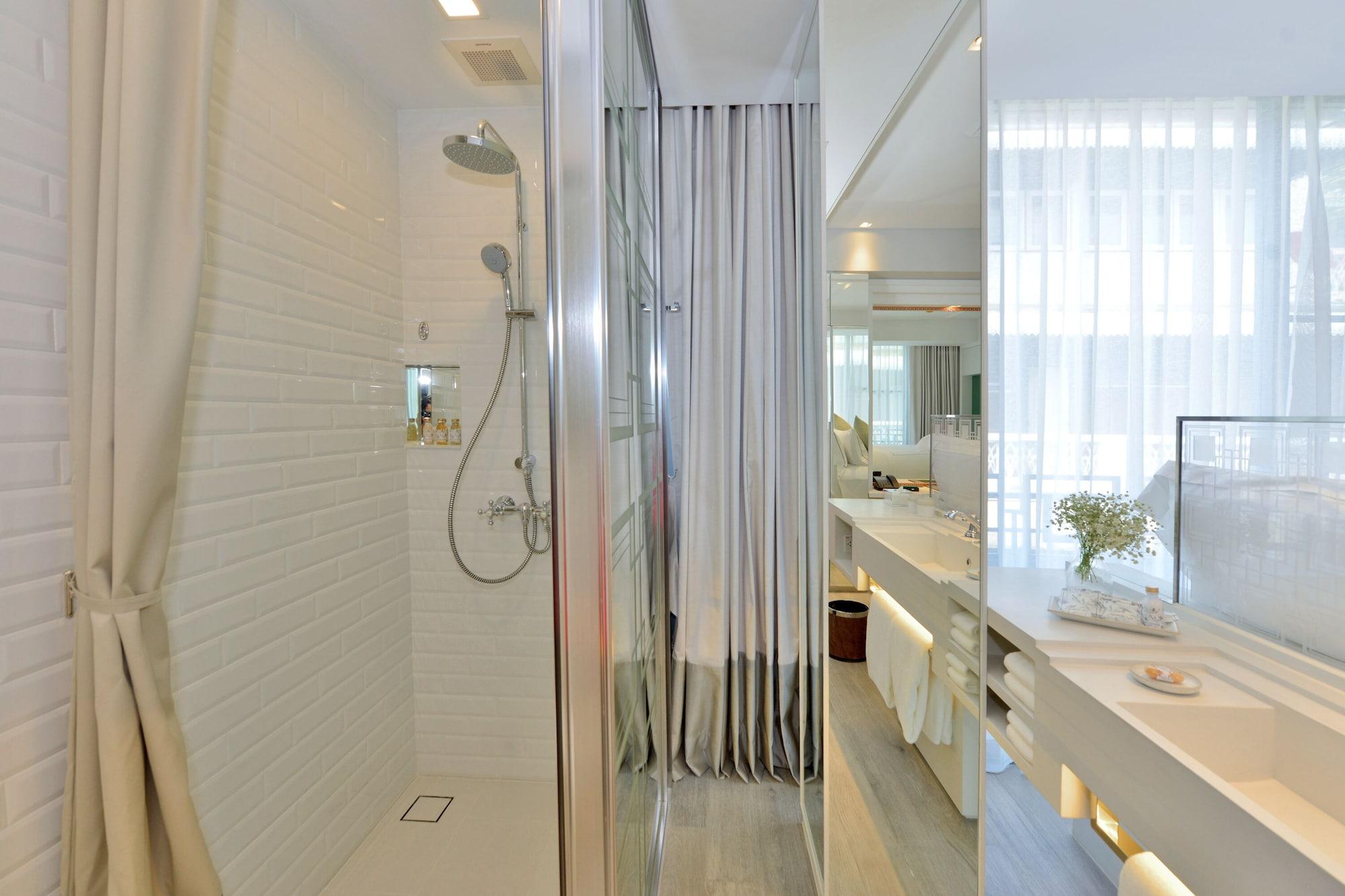 Riva Arun - Sha Extra 4* Bangkok