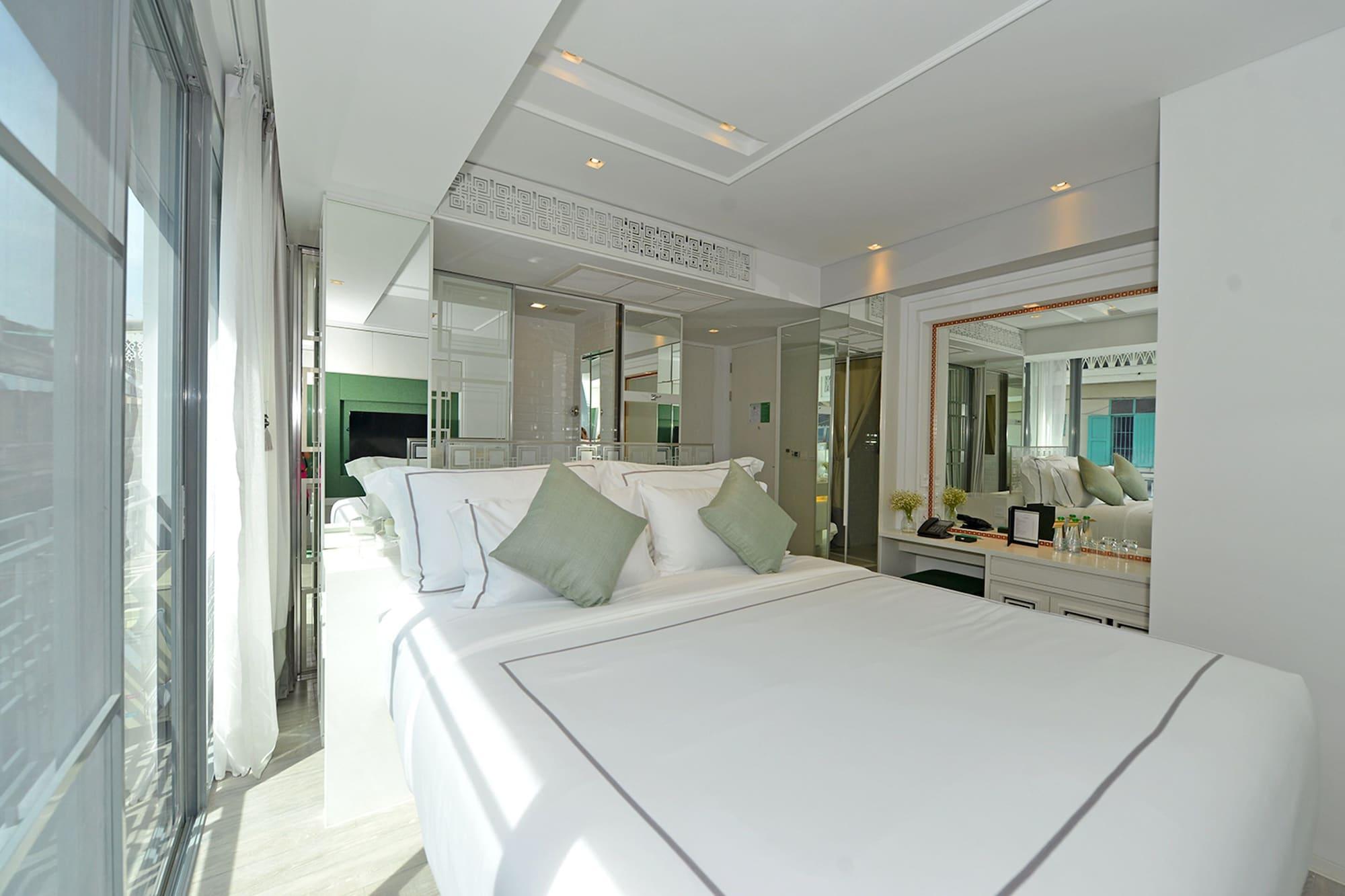 Hotel Riva Arun - Sha Extra